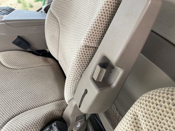 2022 John Deere S780 Combine