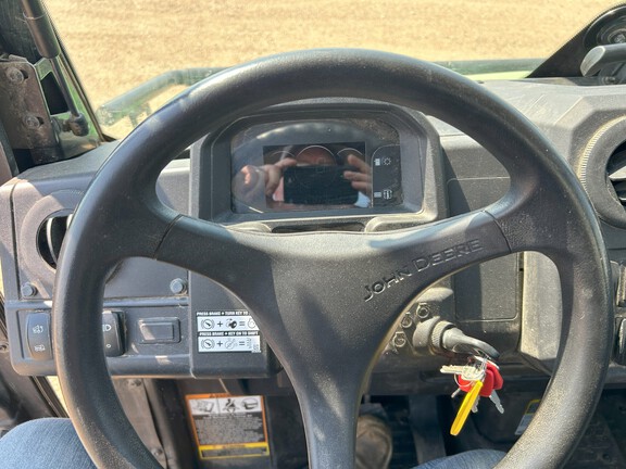 2023 John Deere XUV 835M ATV