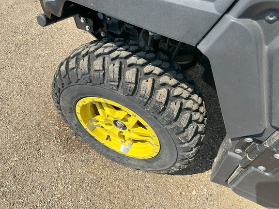 2023 John Deere XUV 835M ATV