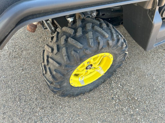 2023 John Deere XUV 835M ATV