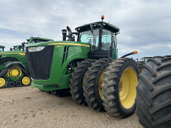 2012 John Deere 9410R Tractor 4WD