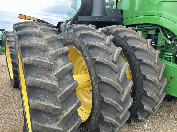 2012 John Deere 9410R Tractor 4WD