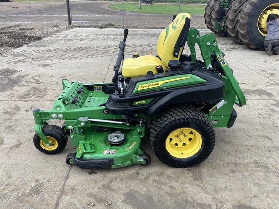 2023 John Deere Z930R Mower/Zero Turn