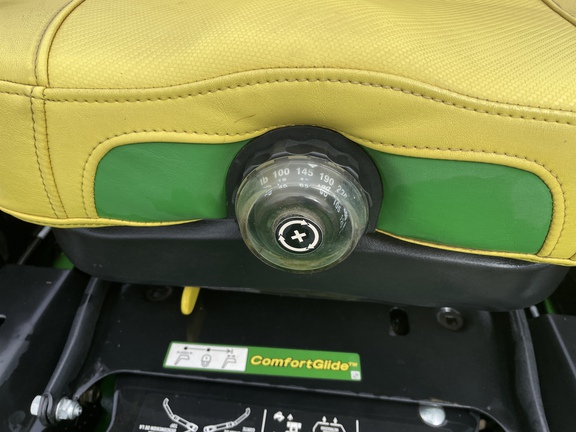 2023 John Deere Z930R Mower/Zero Turn