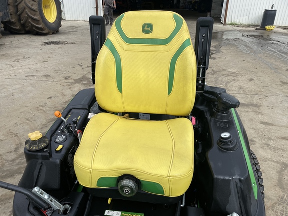2023 John Deere Z930R Mower/Zero Turn