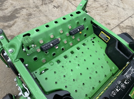 2023 John Deere Z930R Mower/Zero Turn