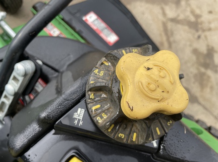 2023 John Deere Z930R Mower/Zero Turn
