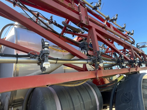2011 Case IH Patriot 4420 Sprayer/High Clearance