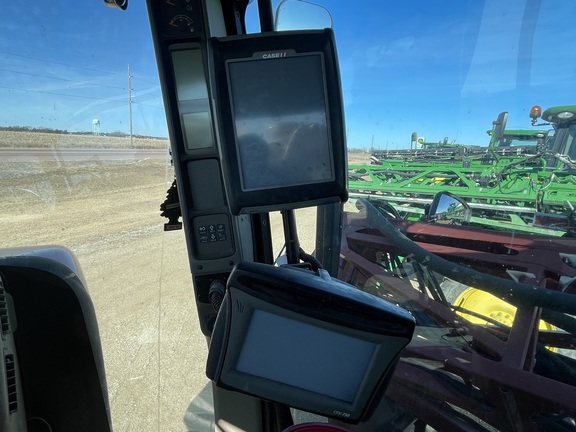 2011 Case IH Patriot 4420 Sprayer/High Clearance