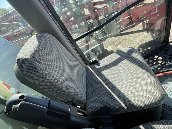 2011 Case IH Patriot 4420 Sprayer/High Clearance