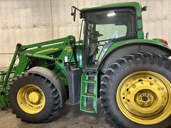 2012 John Deere 7430 Premium Tractor