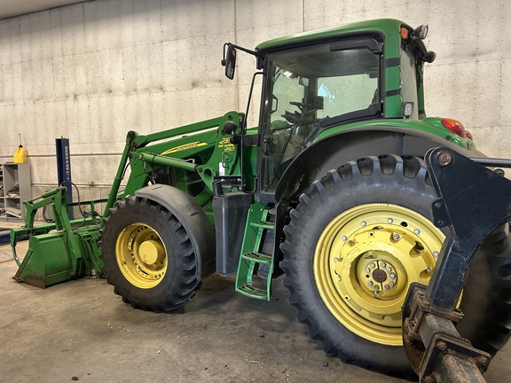 2012 John Deere 7430 Premium Tractor