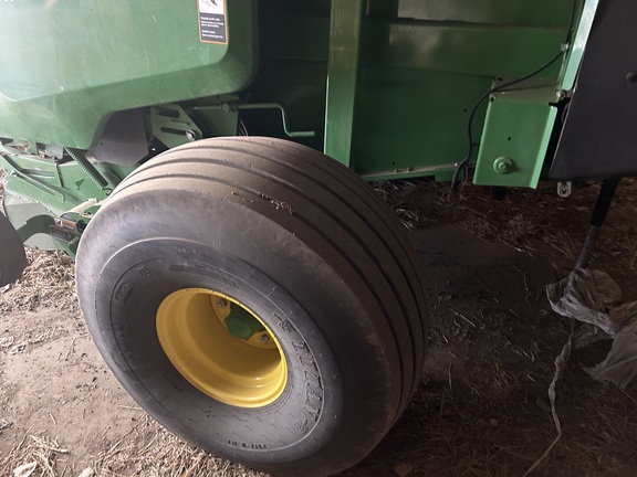 2020 John Deere 560R Baler/Round