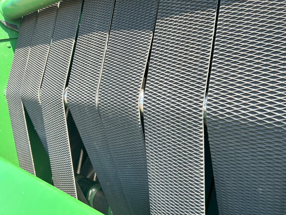 2020 John Deere 560R Baler/Round