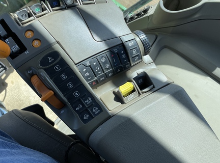 2024 John Deere 8RX 410 Tractor Rubber Track