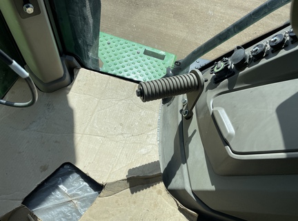 2024 John Deere 8RX 410 Tractor Rubber Track