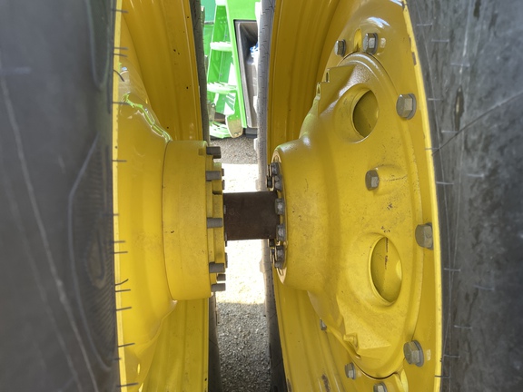 2023 John Deere 9R 640 Tractor 4WD