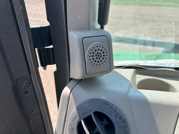 2022 John Deere XUV 835R ATV