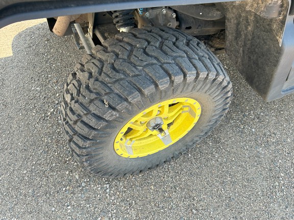 2022 John Deere XUV 835R ATV