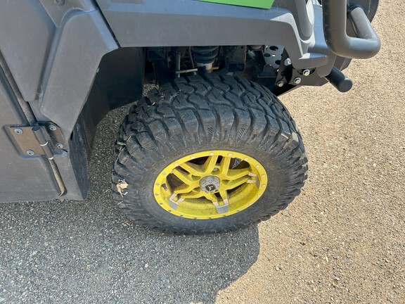 2022 John Deere XUV 835R ATV