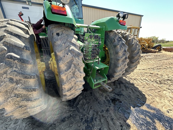 2010 John Deere 9330 Tractor 4WD