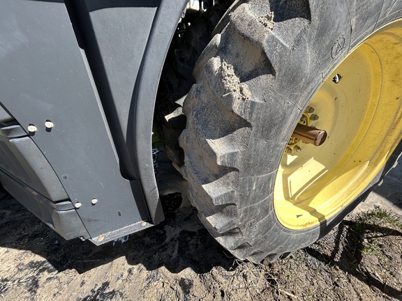 2010 John Deere 9330 Tractor 4WD