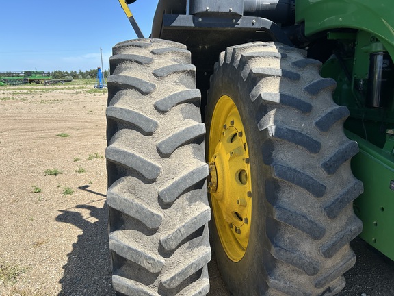2010 John Deere 9330 Tractor 4WD