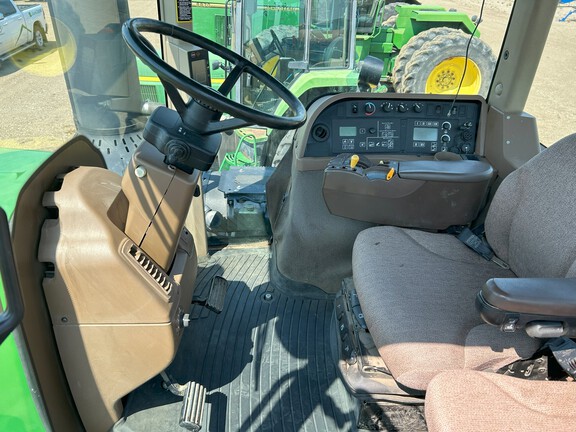 2010 John Deere 9330 Tractor 4WD