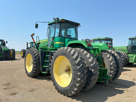 2010 John Deere 9330 Tractor 4WD