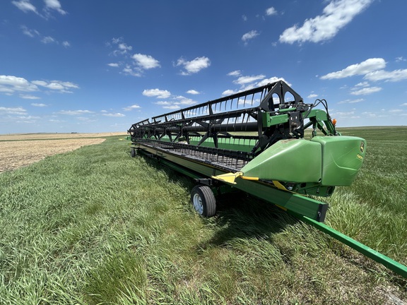 2012 John Deere 640FD Header Combine