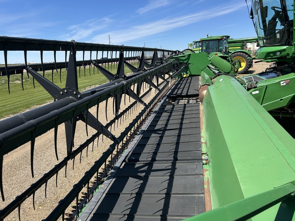 2012 John Deere 640FD Header Combine