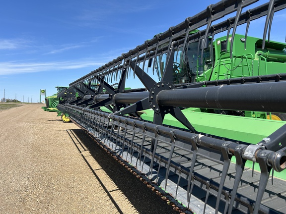 2012 John Deere 640FD Header Combine
