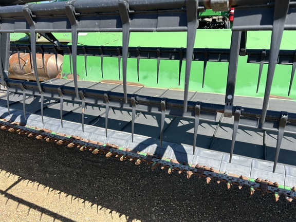 2012 John Deere 640FD Header Combine