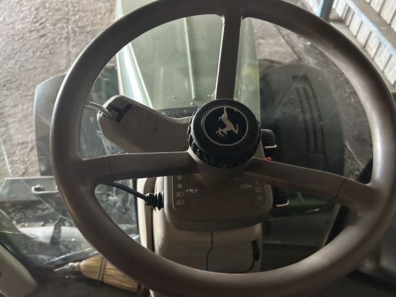 2015 John Deere 7230R Tractor