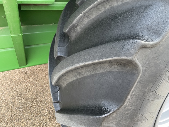 2019 Brent 2096 Grain Cart