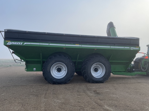2019 Brent 2096 Grain Cart