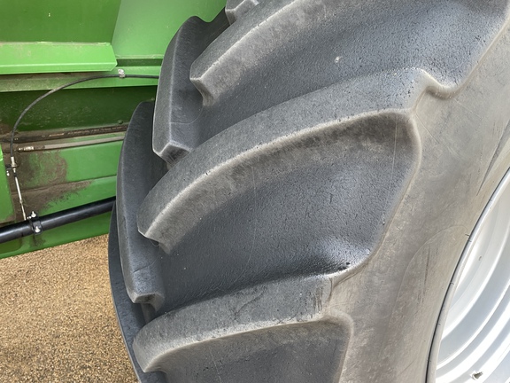 2019 Brent 2096 Grain Cart