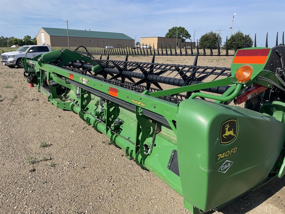 2019 John Deere 740FD Header Combine