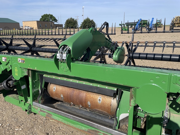 2019 John Deere 740FD Header Combine