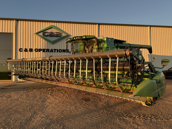 2010 John Deere 635F Header Combine