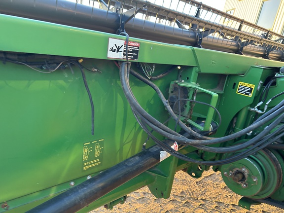 2010 John Deere 635F Header Combine