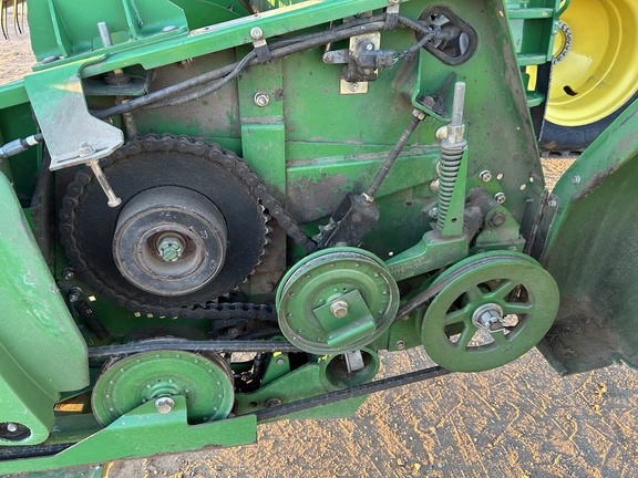 2010 John Deere 635F Header Combine