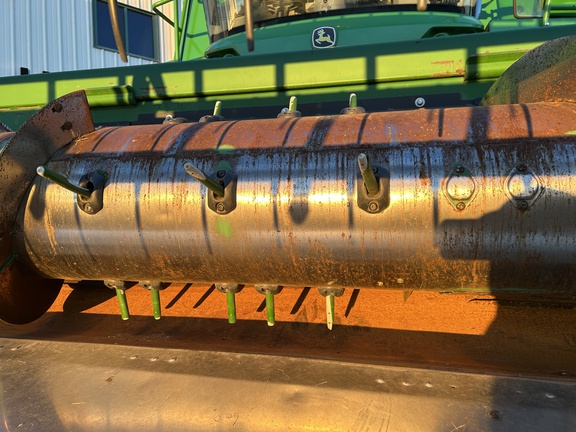 2010 John Deere 635F Header Combine