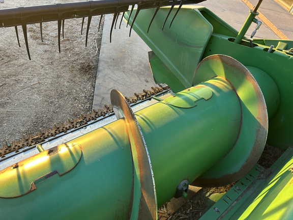 2010 John Deere 635F Header Combine