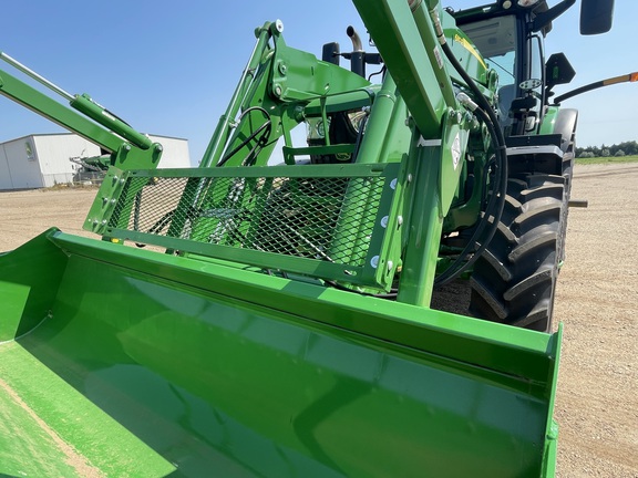 2025 John Deere 6R 215 Tractor