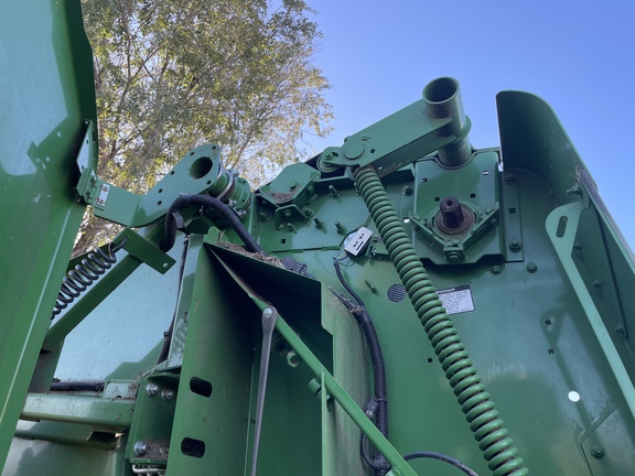 2019 John Deere 560M Baler/Round