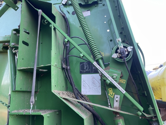 2019 John Deere 560M Baler/Round