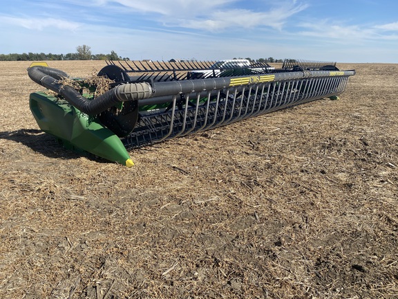 2023 John Deere RD40F Header Combine