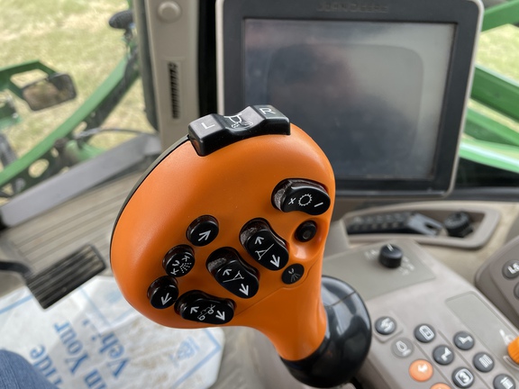 2017 John Deere R4038 Sprayer/High Clearance