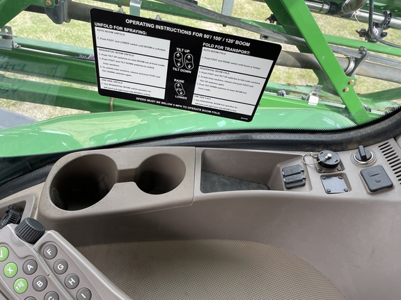 2017 John Deere R4038 Sprayer/High Clearance